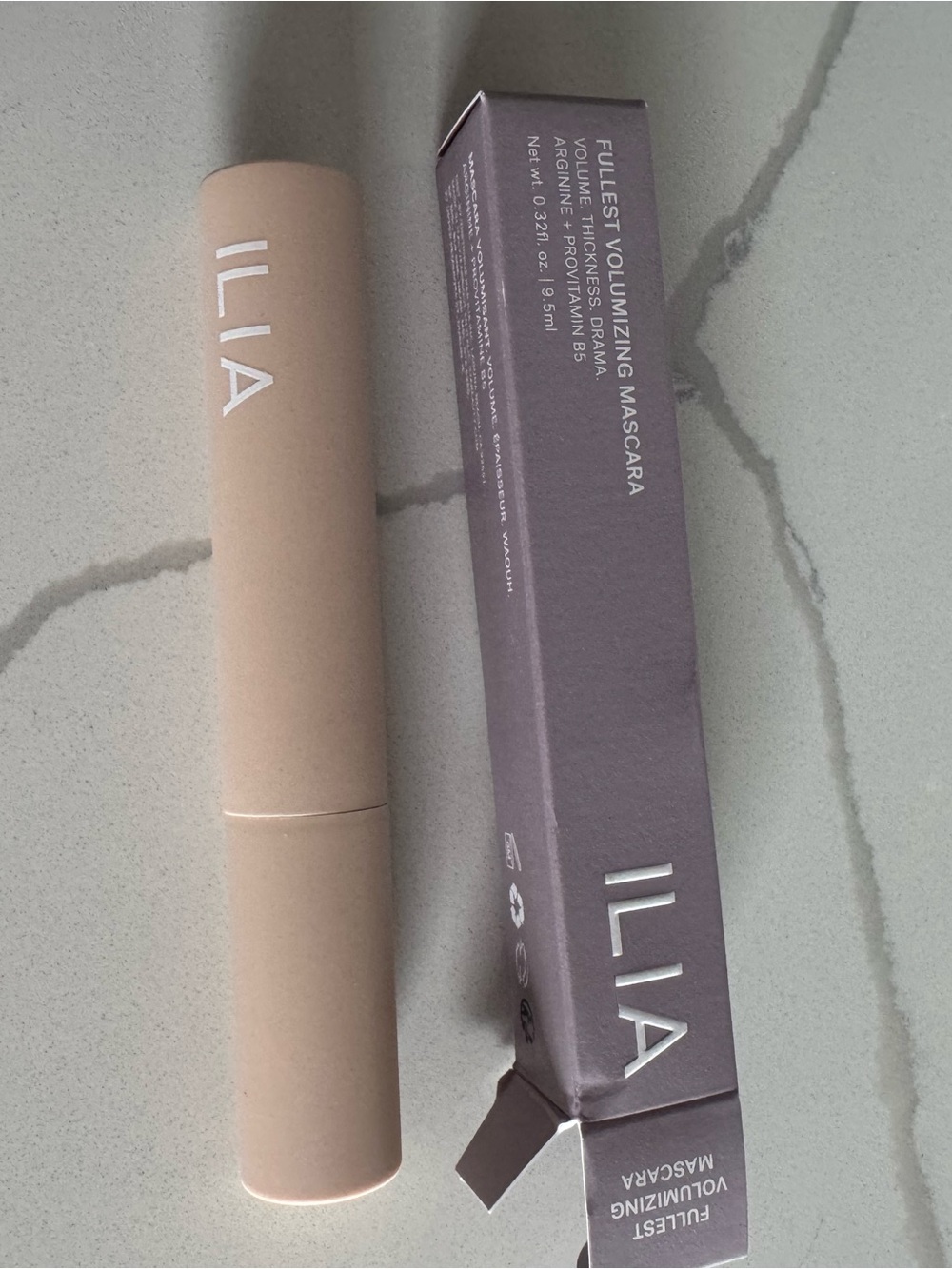 ILIA Fullest Volumizing Mascara - Black Formula NEW